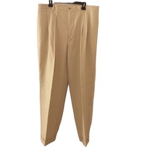 NEW Men's pleated slacks